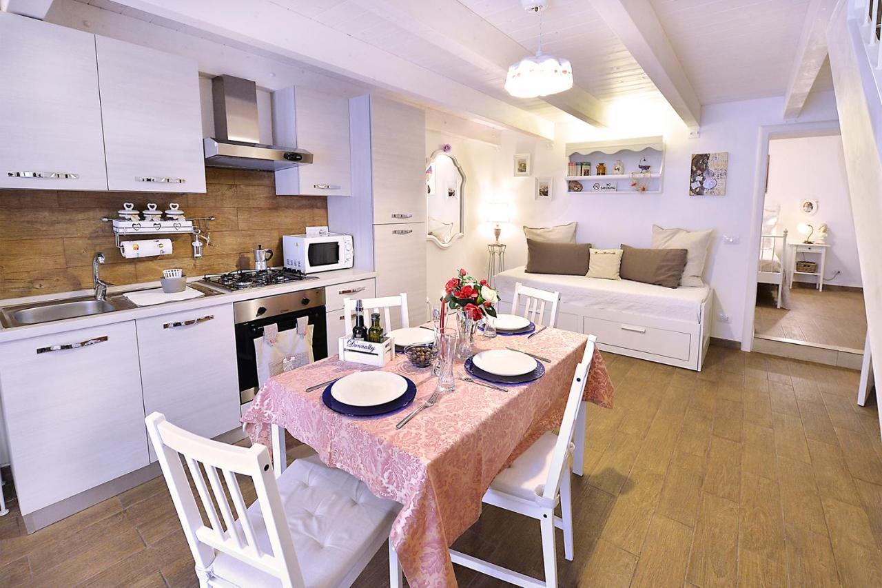 Casa Donnalby Lägenhet Monopoli Exteriör bild