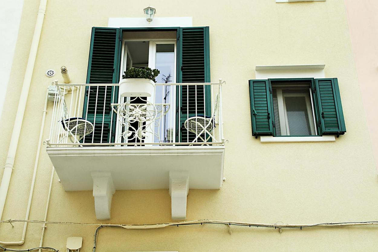 Casa Donnalby Lägenhet Monopoli Exteriör bild